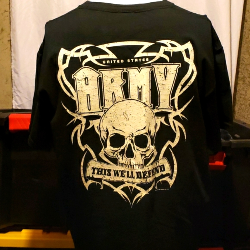 Military Vintage Mens U.S. ARMY Skull tshi…